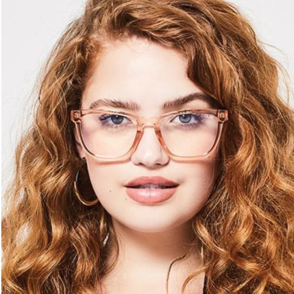 NEW QUAY Australia Chrissy Hardwire Blue Glasses